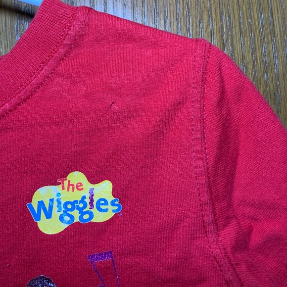 The Wiggles Boys Red Graphic Tee Shirt – Size 4T - Picture 4 of 10